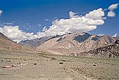 Ladakh - the road to Pangkong lake